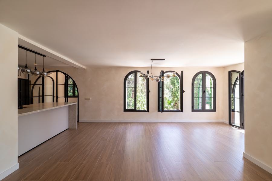 Dining area with arched windows